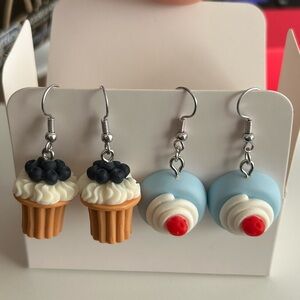 handcrafted sweet Earrings 2/10$